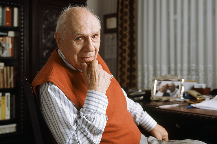 Arnold Langer photograph